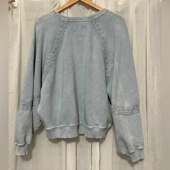 Aerie Hey Crochet Boho Sweatshirt, Cloud Wash Blue, Medium, Never Worn - Picture 4 of 9